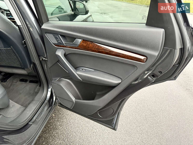 Позашляховик / Кросовер Audi Q5 2018 в Вінниці