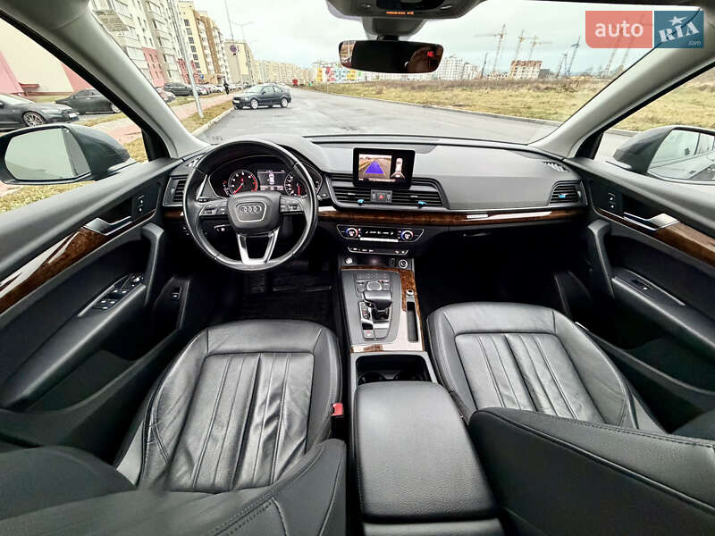 Позашляховик / Кросовер Audi Q5 2018 в Вінниці
