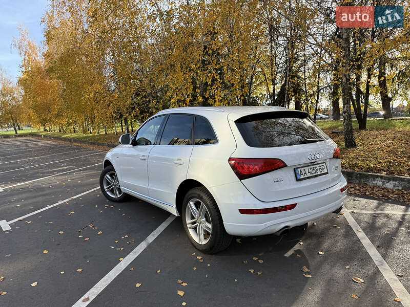 Внедорожник / Кроссовер Audi Q5 2013 в Киеве