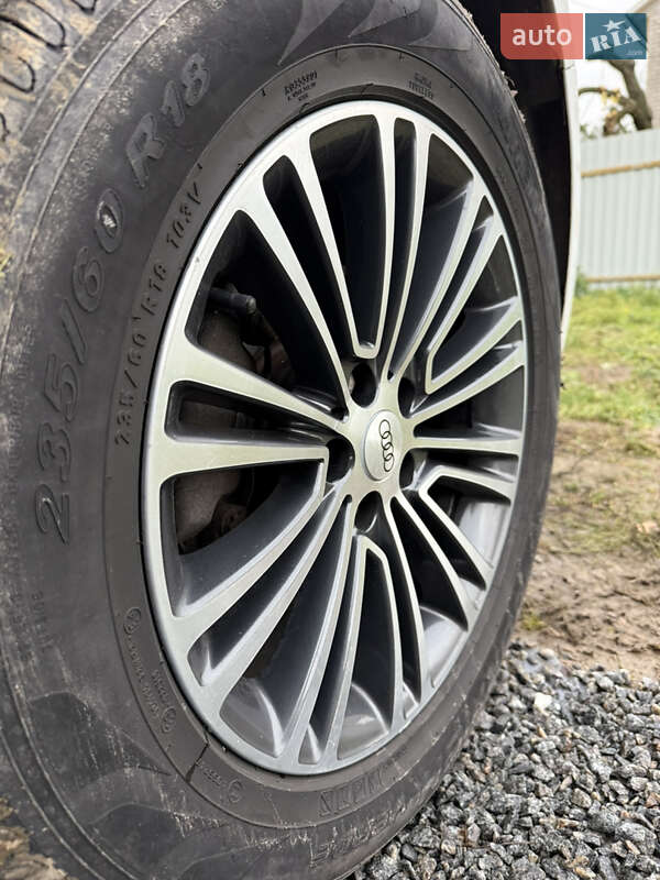 Внедорожник / Кроссовер Audi Q5 2011 в Харькове