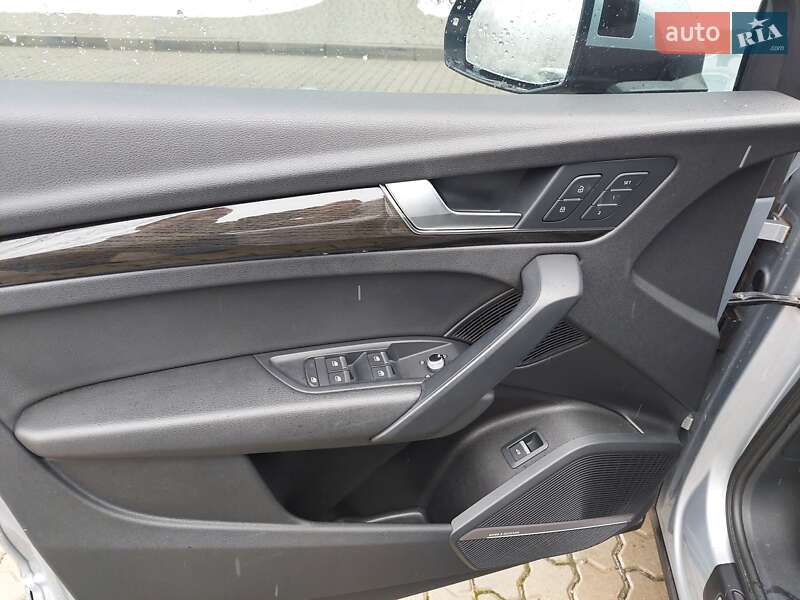 Позашляховик / Кросовер Audi Q5 2018 в Івано-Франківську