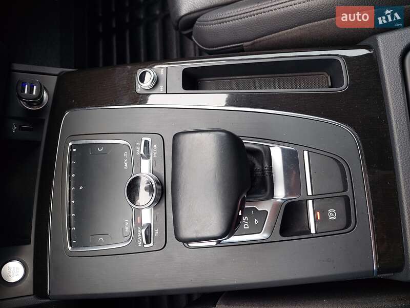 Позашляховик / Кросовер Audi Q5 2018 в Івано-Франківську