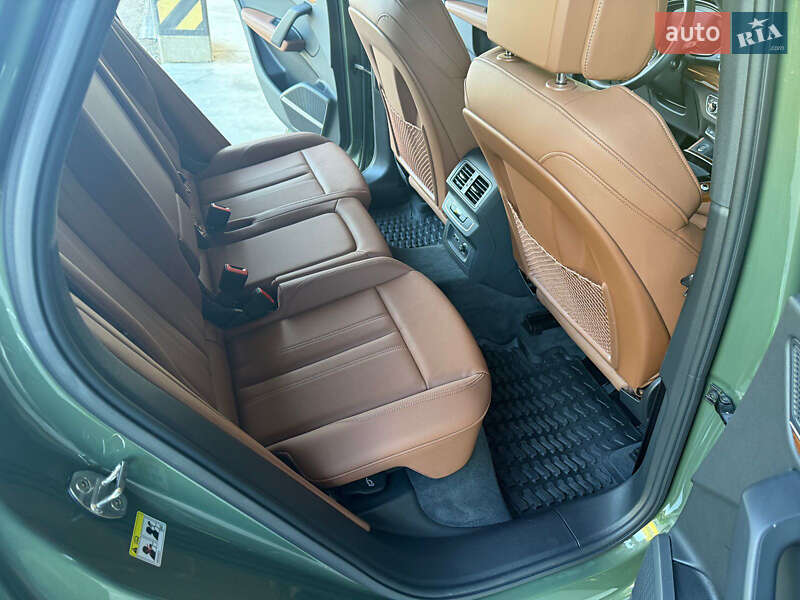 Позашляховик / Кросовер Audi Q5 2023 в Києві