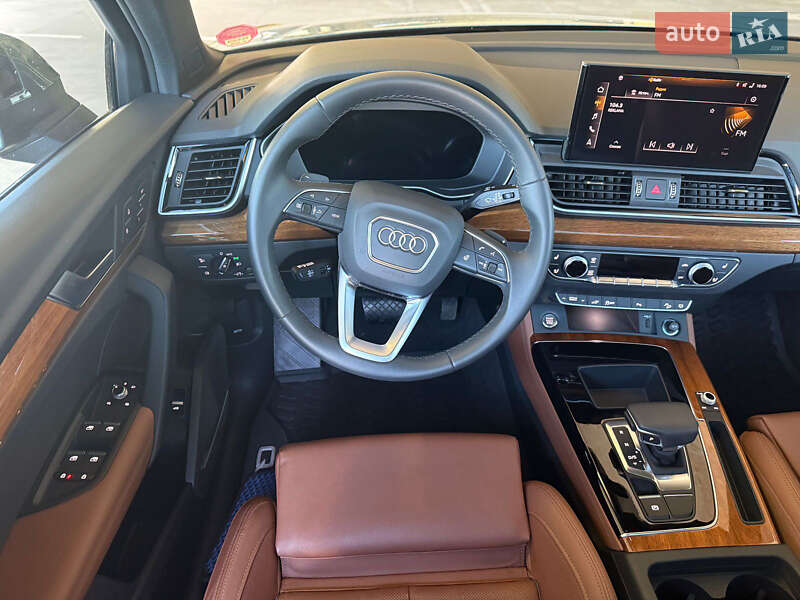 Позашляховик / Кросовер Audi Q5 2023 в Києві