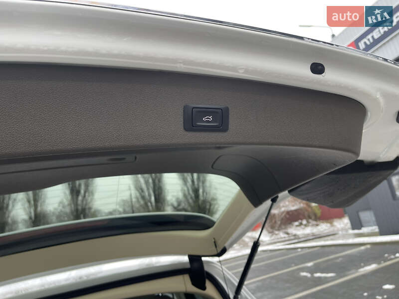 Позашляховик / Кросовер Audi Q5 2015 в Рівному фото 35 Позашляховик / Кросовер Audi Q5 2015 в Рівному