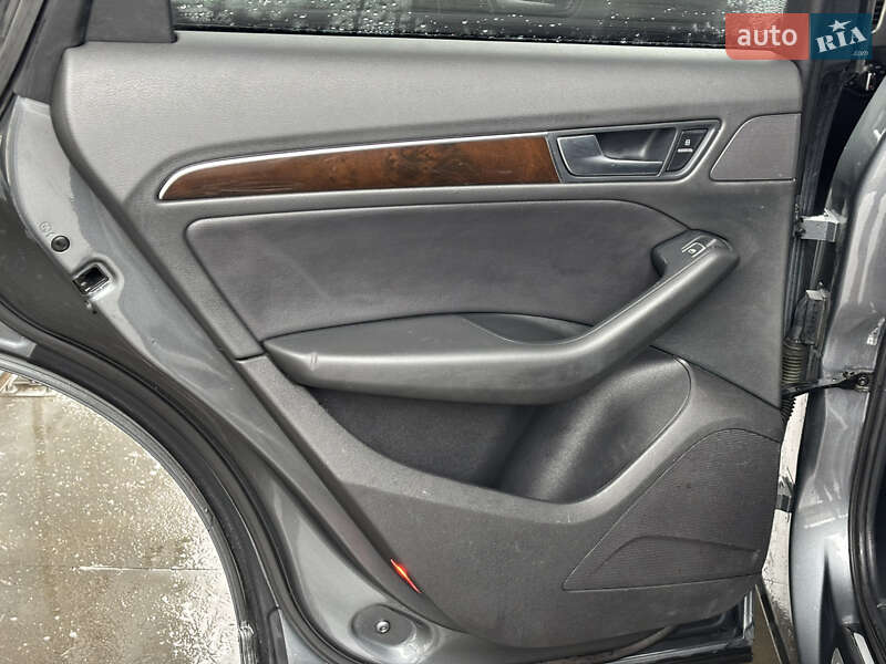 Позашляховик / Кросовер Audi Q5 2013 в Львові