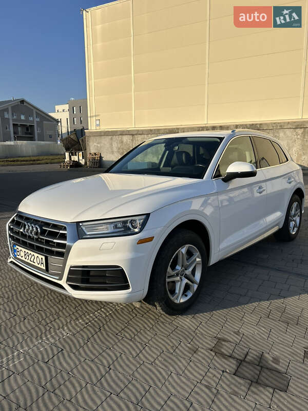 Позашляховик / Кросовер Audi Q5 2019 в Львові фото 2 Позашляховик / Кросовер Audi Q5 2019 в Львові