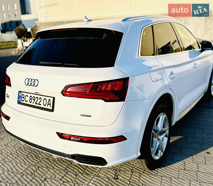 Позашляховик / Кросовер Audi Q5 2019 в Львові фото 6 Позашляховик / Кросовер Audi Q5 2019 в Львові