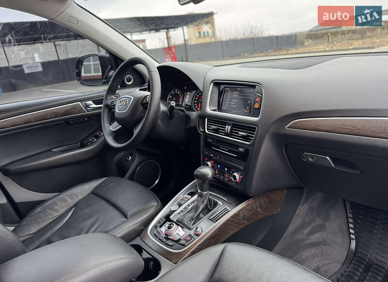 Внедорожник / Кроссовер Audi Q5 2016 в Дубно