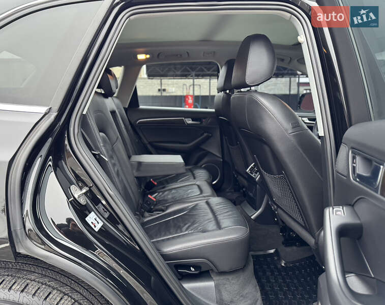 Внедорожник / Кроссовер Audi Q5 2016 в Дубно