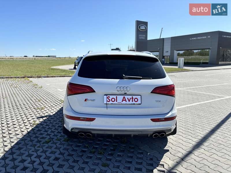 Позашляховик / Кросовер Audi Q5 2014 в Львові