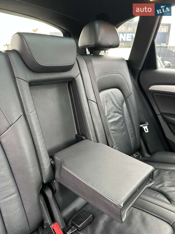 Внедорожник / Кроссовер Audi Q5 2015 в Белогородке