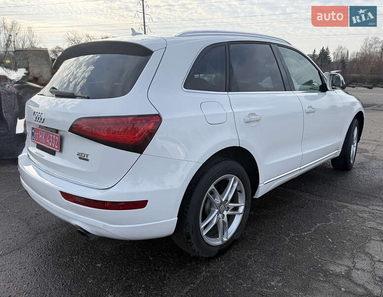 Внедорожник / Кроссовер Audi Q5 2015 в Полтаве