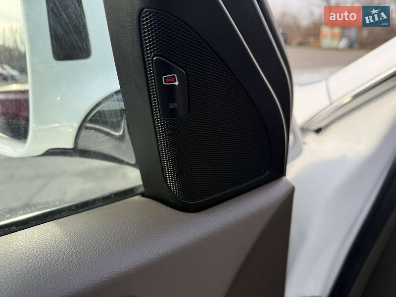 Внедорожник / Кроссовер Audi Q5 2015 в Полтаве