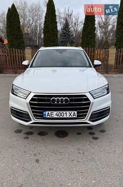 Внедорожник / Кроссовер Audi Q5 2019 в Днепре
