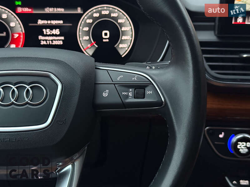 Внедорожник / Кроссовер Audi Q5 2021 в Одессе