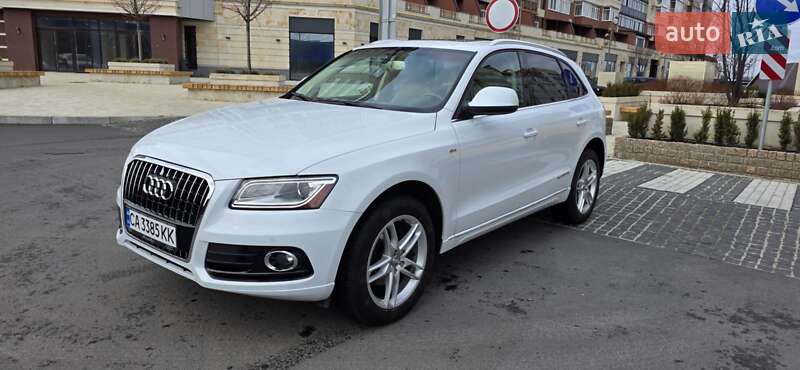 Позашляховик / Кросовер Audi Q5 2012 в Умані