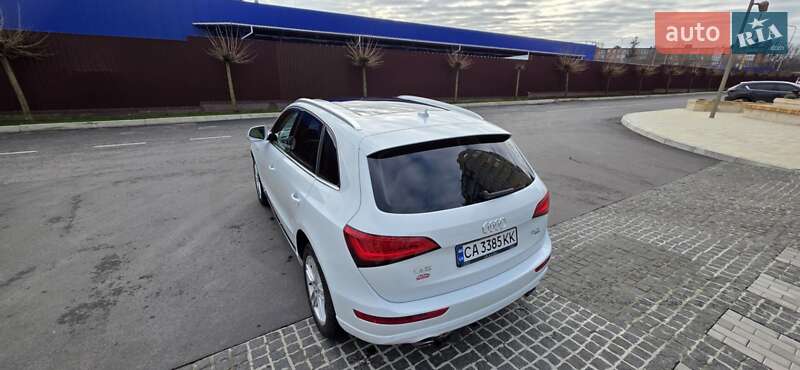 Позашляховик / Кросовер Audi Q5 2012 в Умані