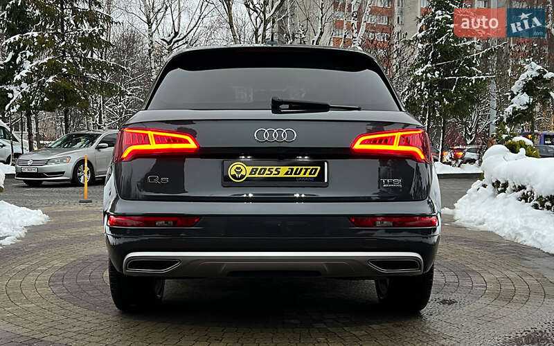 Внедорожник / Кроссовер Audi Q5 2017 в Львове