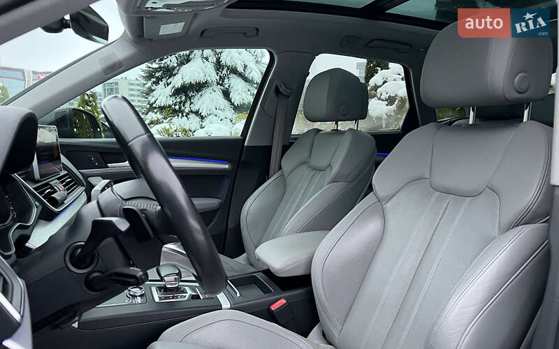 Внедорожник / Кроссовер Audi Q5 2017 в Львове