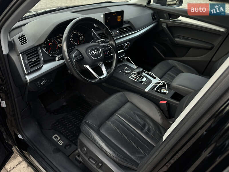 Позашляховик / Кросовер Audi Q5 2017 в Ковелі