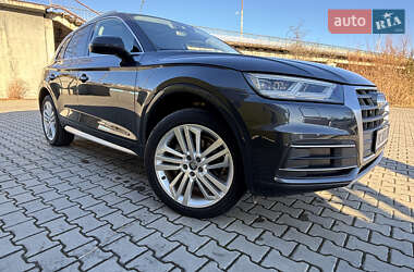 Внедорожник / Кроссовер Audi Q5 2017 в Дрогобыче