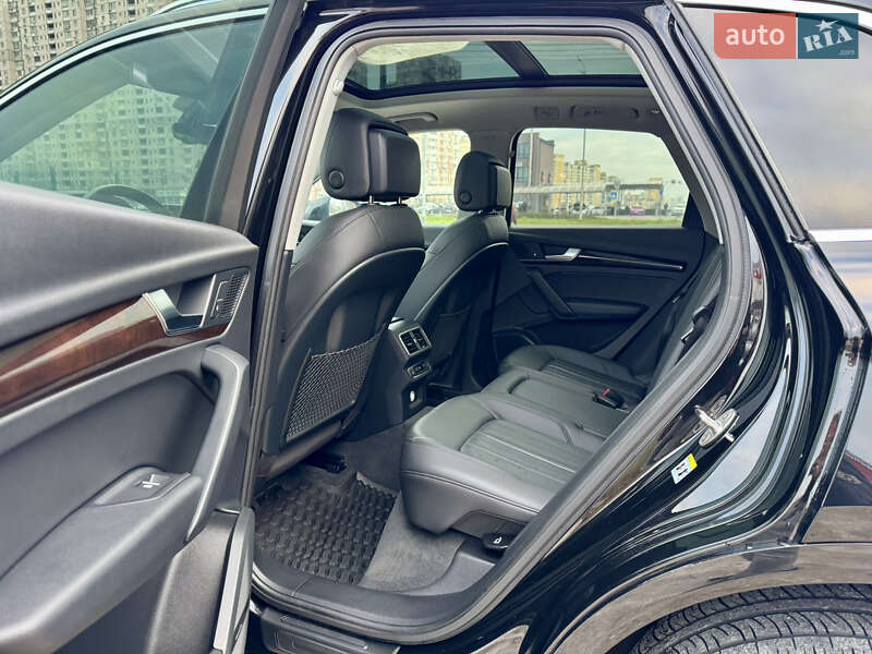 Внедорожник / Кроссовер Audi Q5 2018 в Киеве фото 10 Внедорожник / Кроссовер Audi Q5 2018 в Киеве