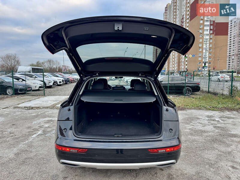 Внедорожник / Кроссовер Audi Q5 2018 в Киеве фото 25 Внедорожник / Кроссовер Audi Q5 2018 в Киеве
