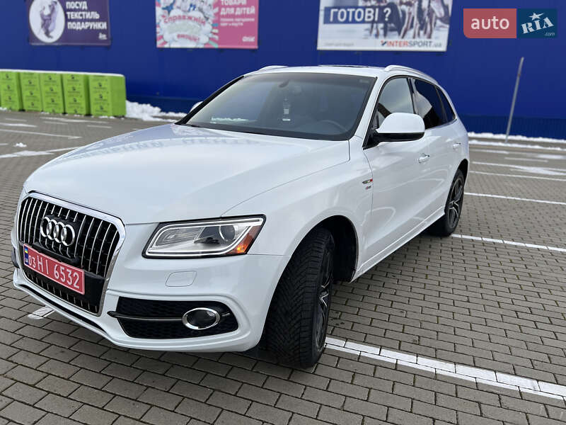 Позашляховик / Кросовер Audi Q5 2017 в Нововолинську
