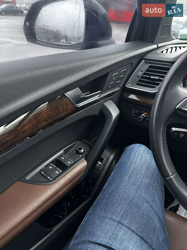 Позашляховик / Кросовер Audi Q5 2019 в Вінниці фото 17 Позашляховик / Кросовер Audi Q5 2019 в Вінниці