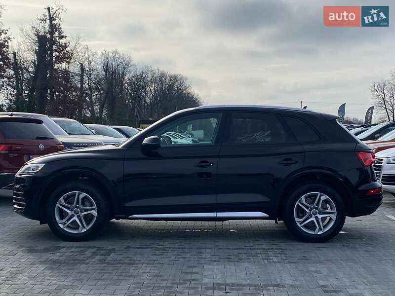 Позашляховик / Кросовер Audi Q5 2018 в Києві