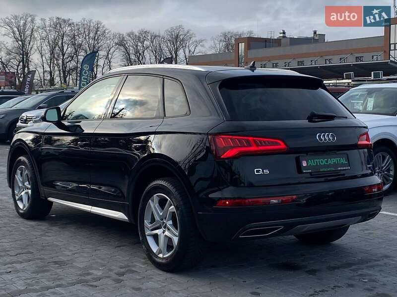 Позашляховик / Кросовер Audi Q5 2018 в Києві