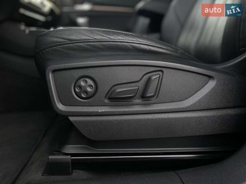 Позашляховик / Кросовер Audi Q5 2018 в Києві