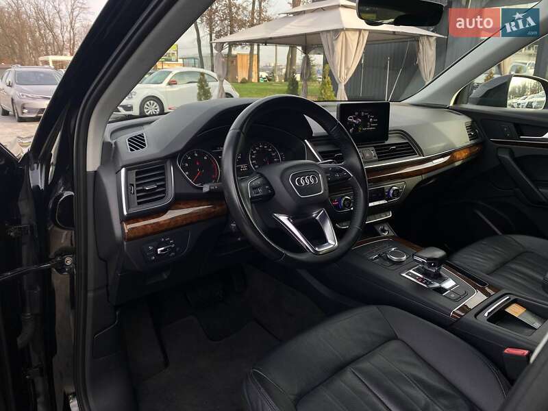 Позашляховик / Кросовер Audi Q5 2018 в Києві