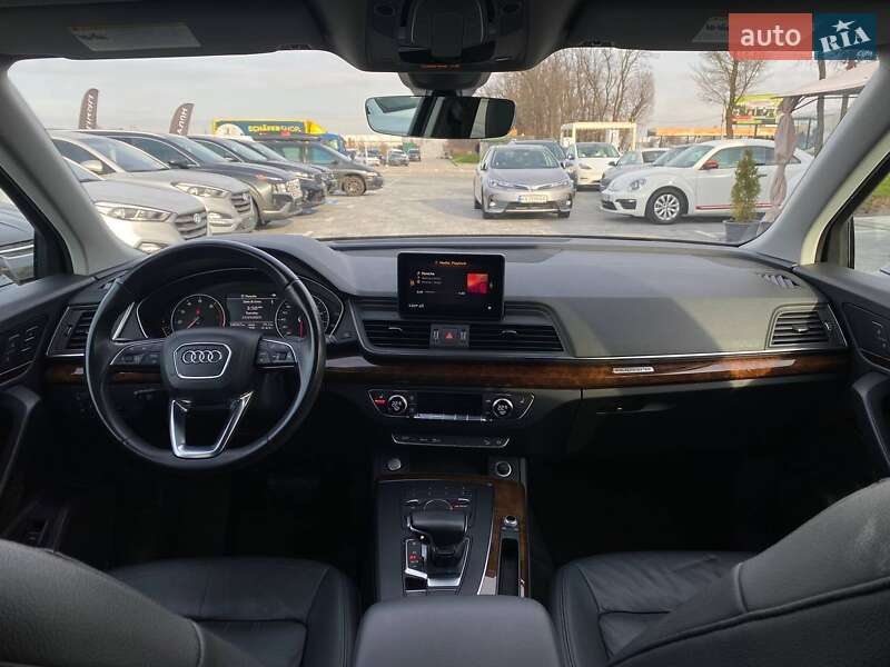 Позашляховик / Кросовер Audi Q5 2018 в Києві