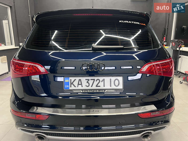 Внедорожник / Кроссовер Audi Q5 2011 в Киеве