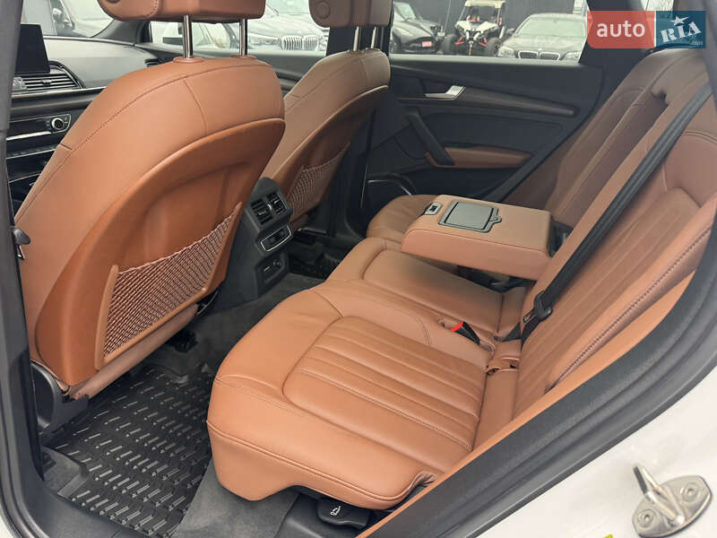 Внедорожник / Кроссовер Audi Q5 2023 в Ужгороде фото 17 Внедорожник / Кроссовер Audi Q5 2023 в Ужгороде