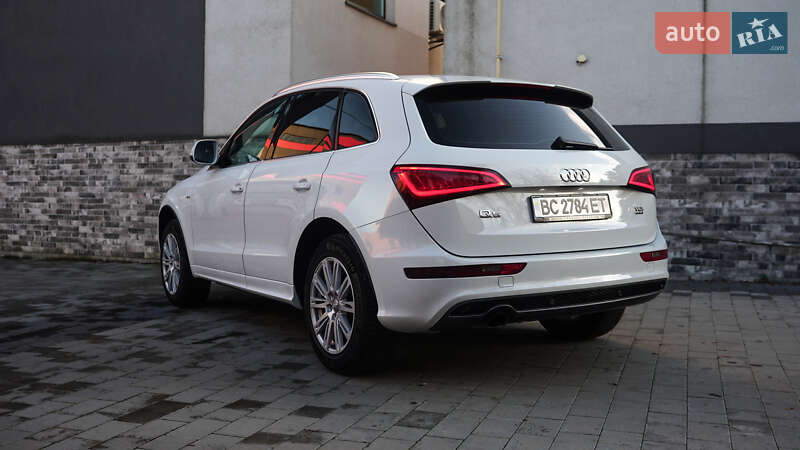 Позашляховик / Кросовер Audi Q5 2012 в Львові