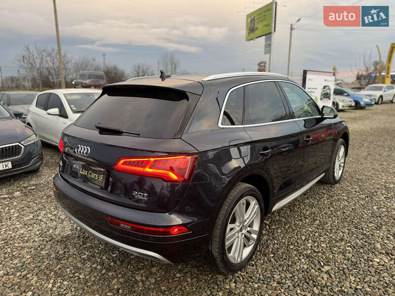 Внедорожник / Кроссовер Audi Q5 2017 в Ивано-Франковске