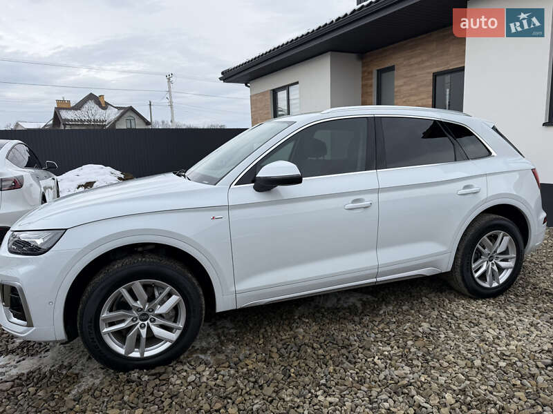 Позашляховик / Кросовер Audi Q5 2024 в Стрию