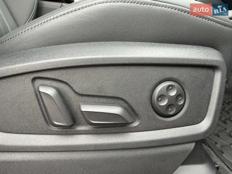 Позашляховик / Кросовер Audi Q5 2024 в Стрию