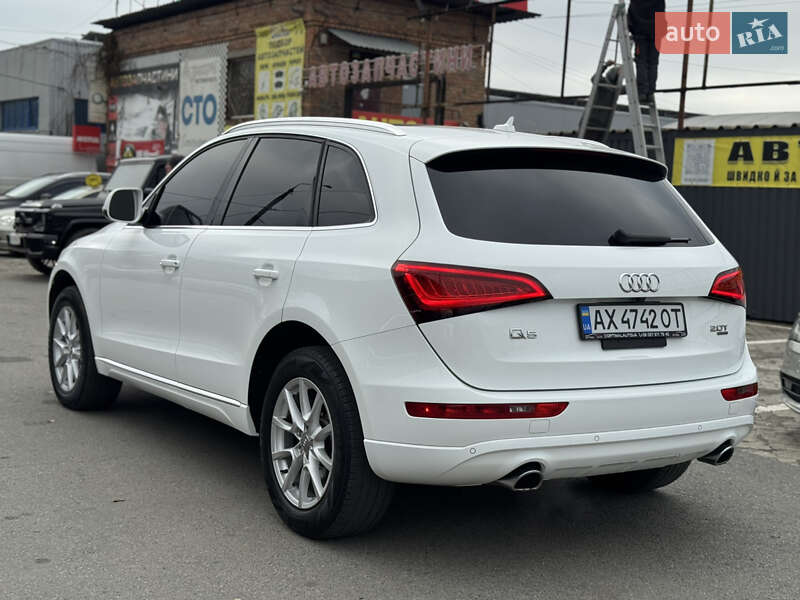 Внедорожник / Кроссовер Audi Q5 2014 в Днепре