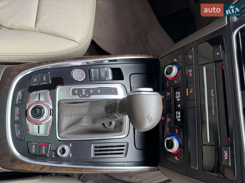 Внедорожник / Кроссовер Audi Q5 2014 в Днепре