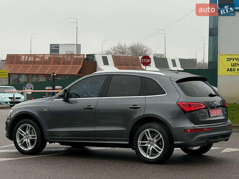 Позашляховик / Кросовер Audi Q5 2015 в Києві
