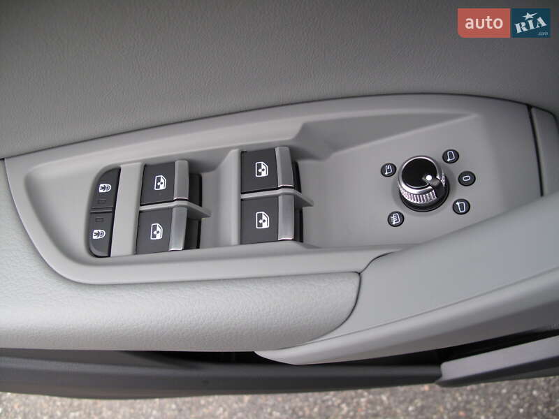 Внедорожник / Кроссовер Audi Q5 2023 в Киеве фото 33 Внедорожник / Кроссовер Audi Q5 2023 в Киеве