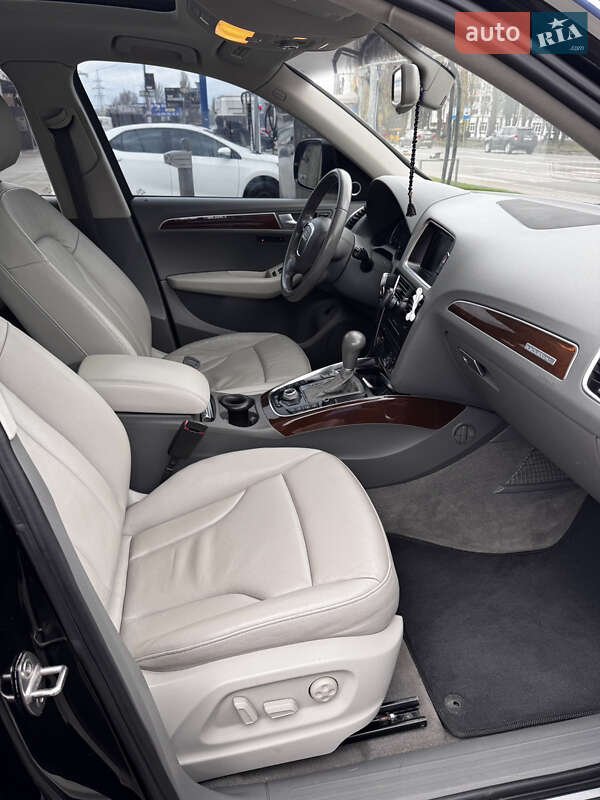 Внедорожник / Кроссовер Audi Q5 2012 в Софиевской Борщаговке фото 22 Внедорожник / Кроссовер Audi Q5 2012 в Софиевской Борщаговке