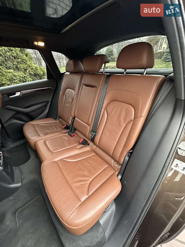 Внедорожник / Кроссовер Audi Q5 2012 в Днепре