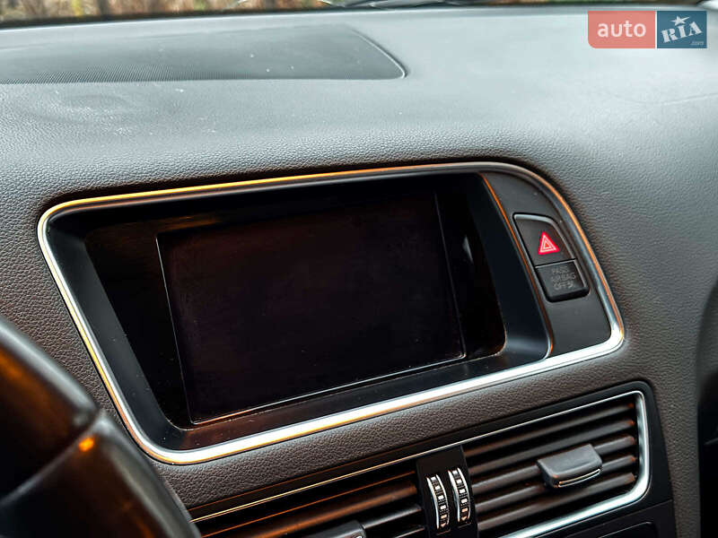 Внедорожник / Кроссовер Audi Q5 2015 в Киеве