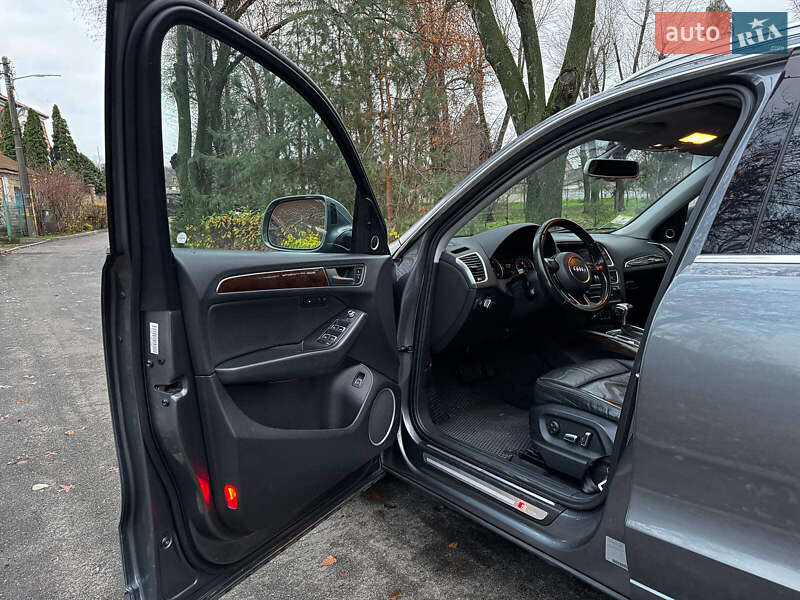 Внедорожник / Кроссовер Audi Q5 2015 в Киеве