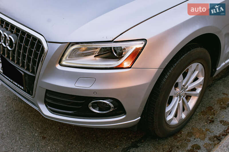 Внедорожник / Кроссовер Audi Q5 2015 в Одессе